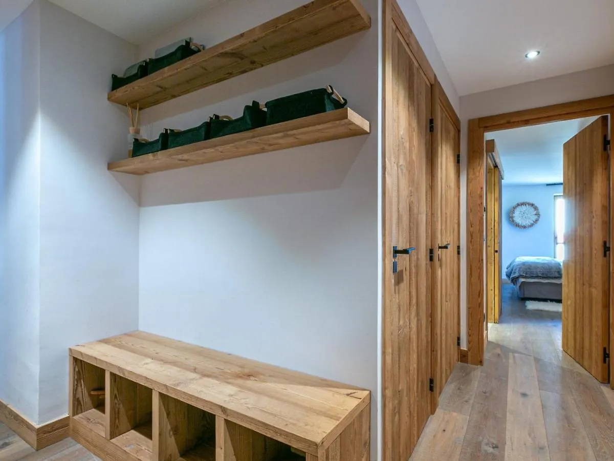 Luxueux 4 Pieces Avec Balcon, Cheminee Et Services Conciergerie A Val-D'Isere - Fr-1-694-65 Apartment