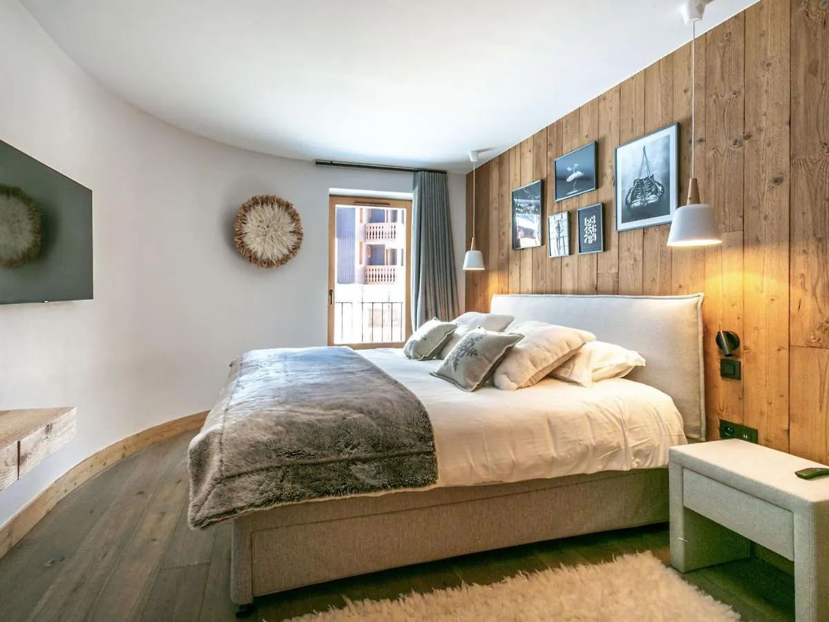 Luxueux 4 Pieces Avec Balcon, Cheminee Et Services Conciergerie A Val-D'Isere - Fr-1-694-65 France
